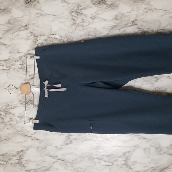 Not for Sale— Men's Livingston Tall Scrub Pants - Picture 2 of 5